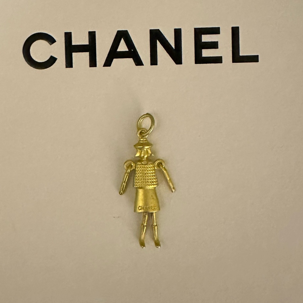 Authentic Mademoiselle LIMITED EDITION CoCo Chanel Doll Pendant with free chain